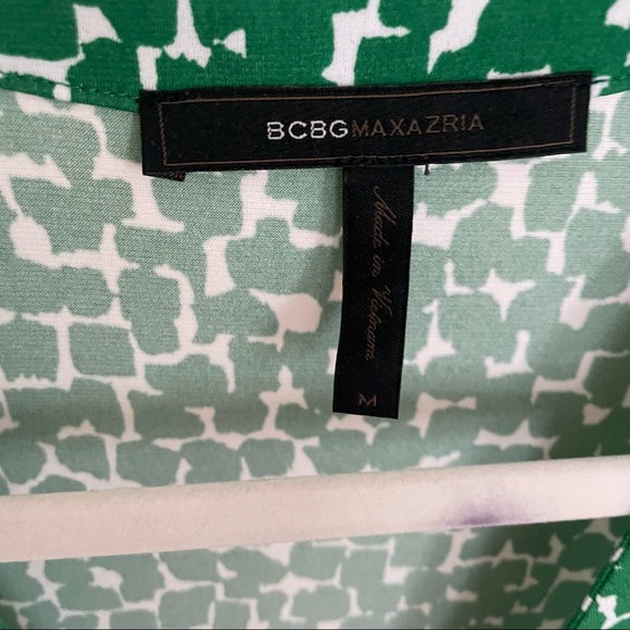 BCBGmaxazria Green and White Wrap dress NWOT - Picture 5 of 5